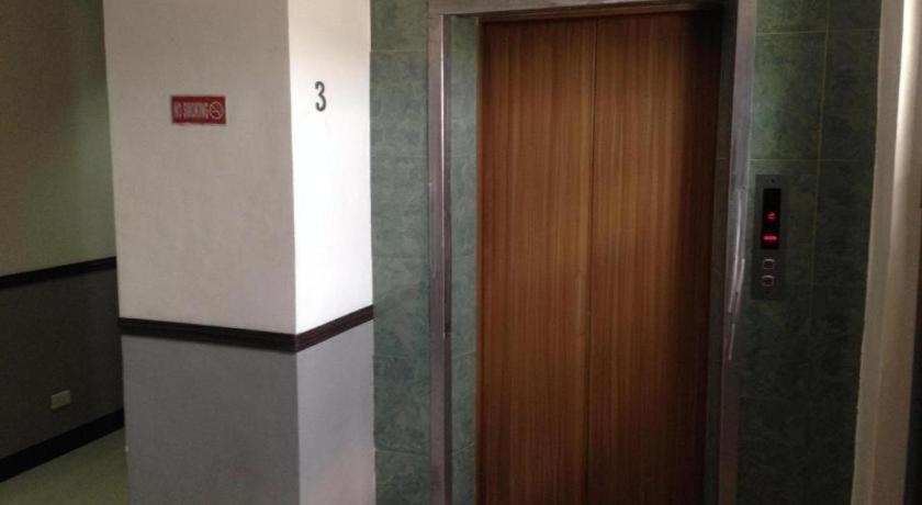 โรงแรมเชอร์รี่ มิดทาวน์ โอลองกาโป ภายนอก รูปภาพ