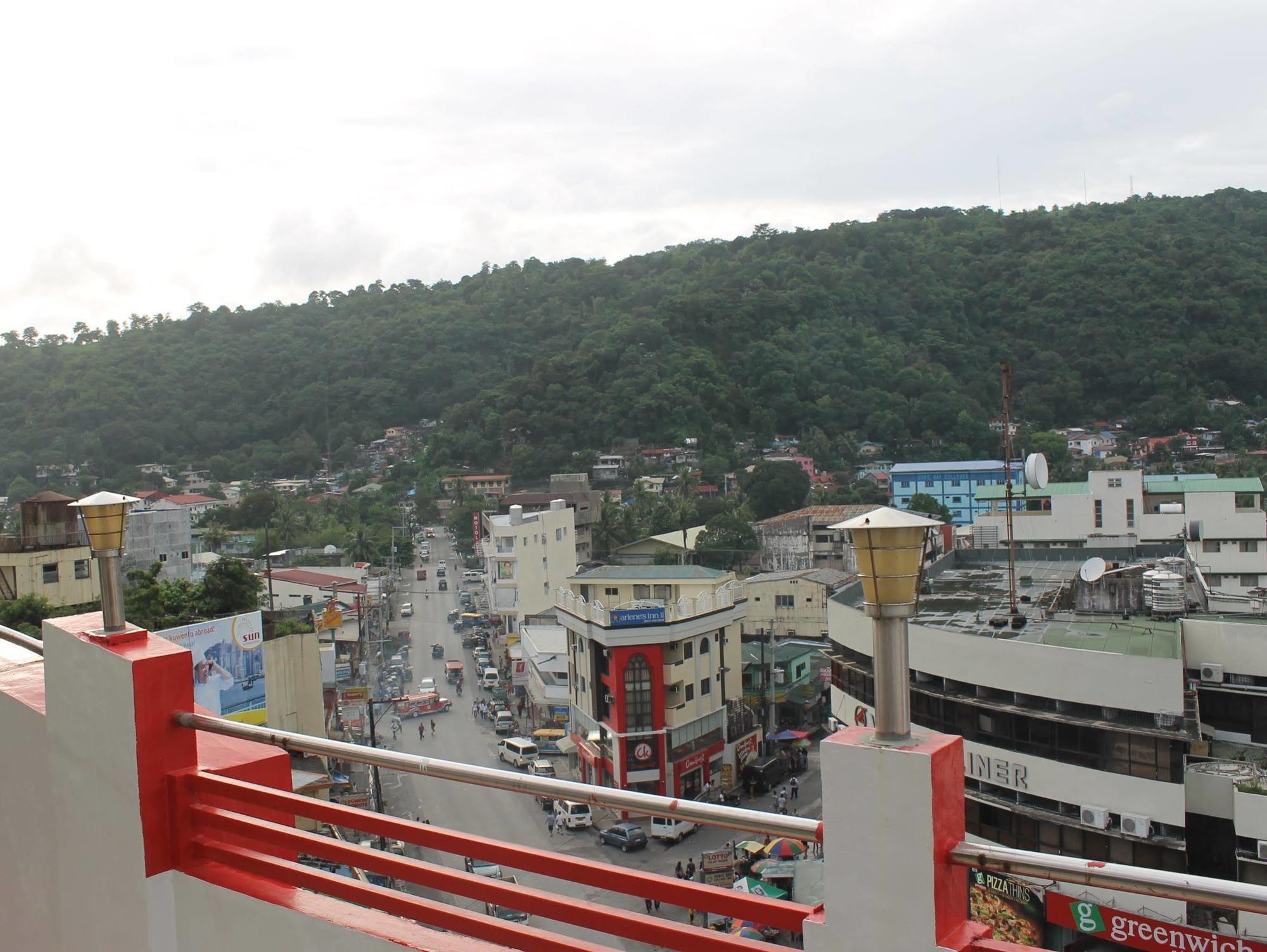 โรงแรมเชอร์รี่ มิดทาวน์ โอลองกาโป ภายนอก รูปภาพ